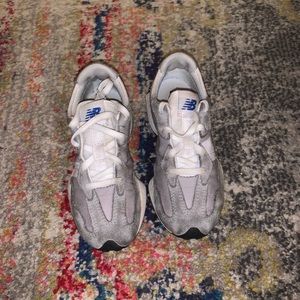 New Balance 327 kids size 13!